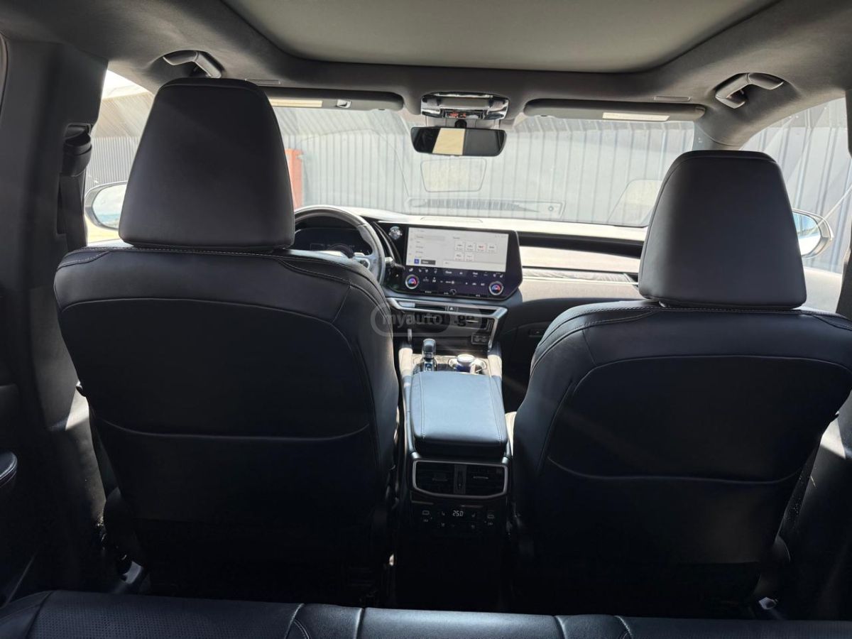 Lexus RX 350 - фото 6