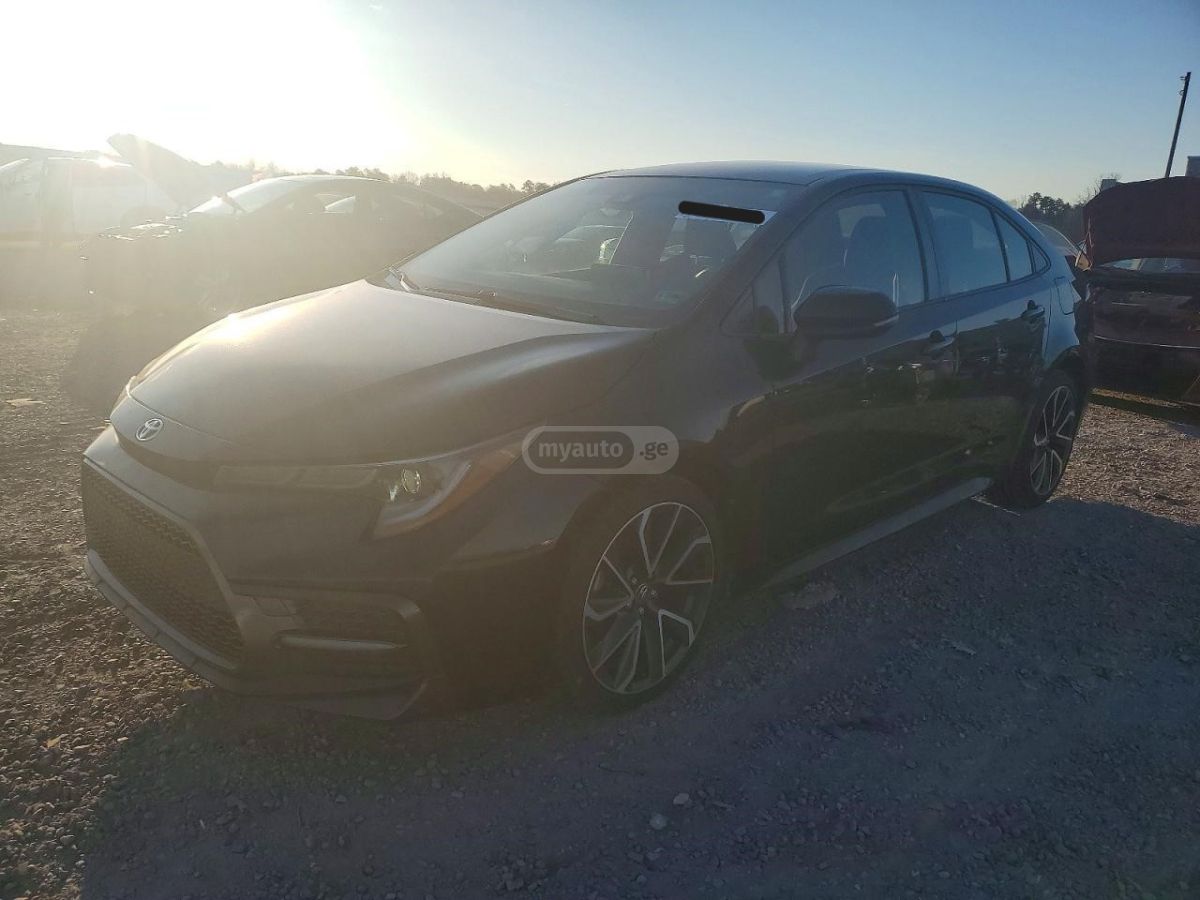 Toyota Corolla - фото 1