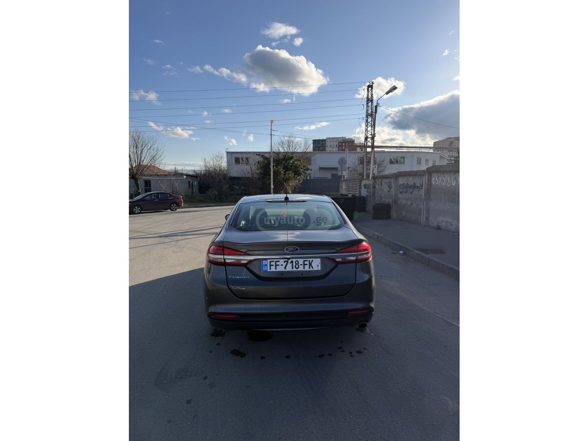 Ford Fusion - фото 5