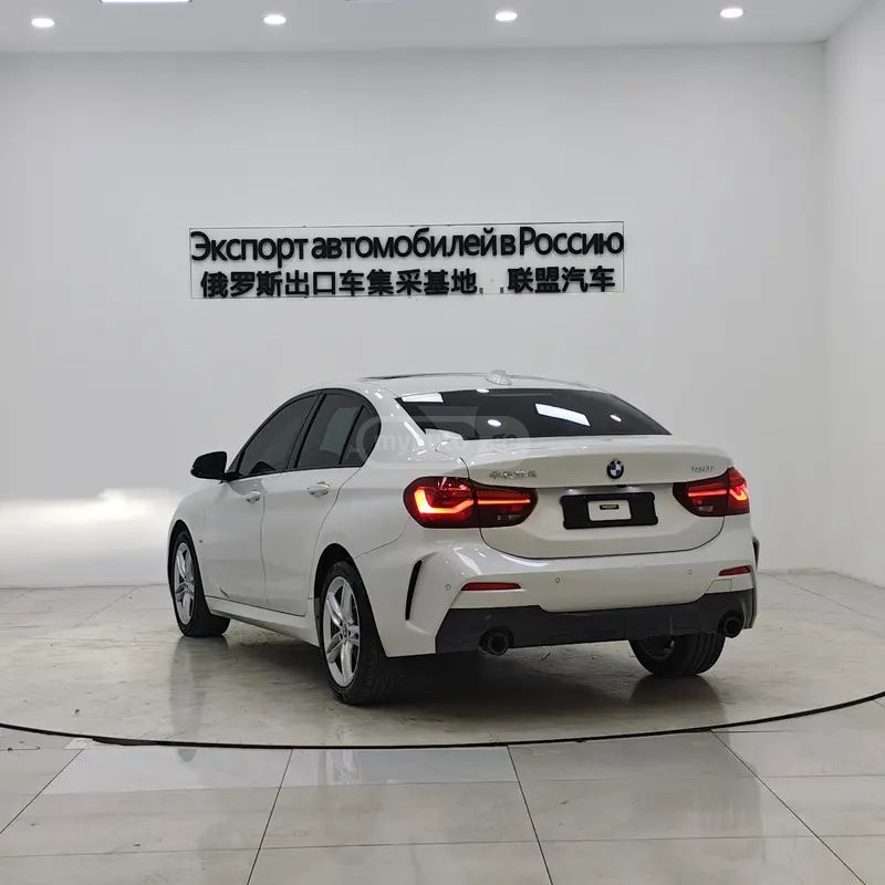 BMW 135 2023 — миниатюра 5