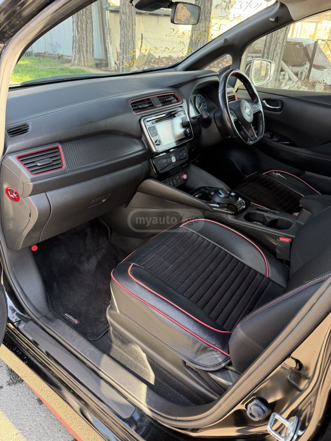 Nissan Leaf - фото 11