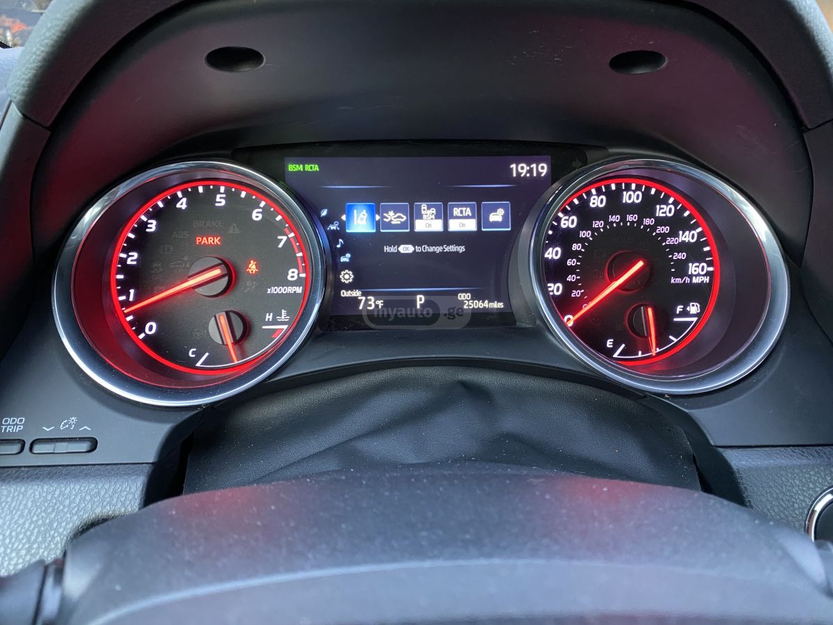 Toyota Camry - фото 11