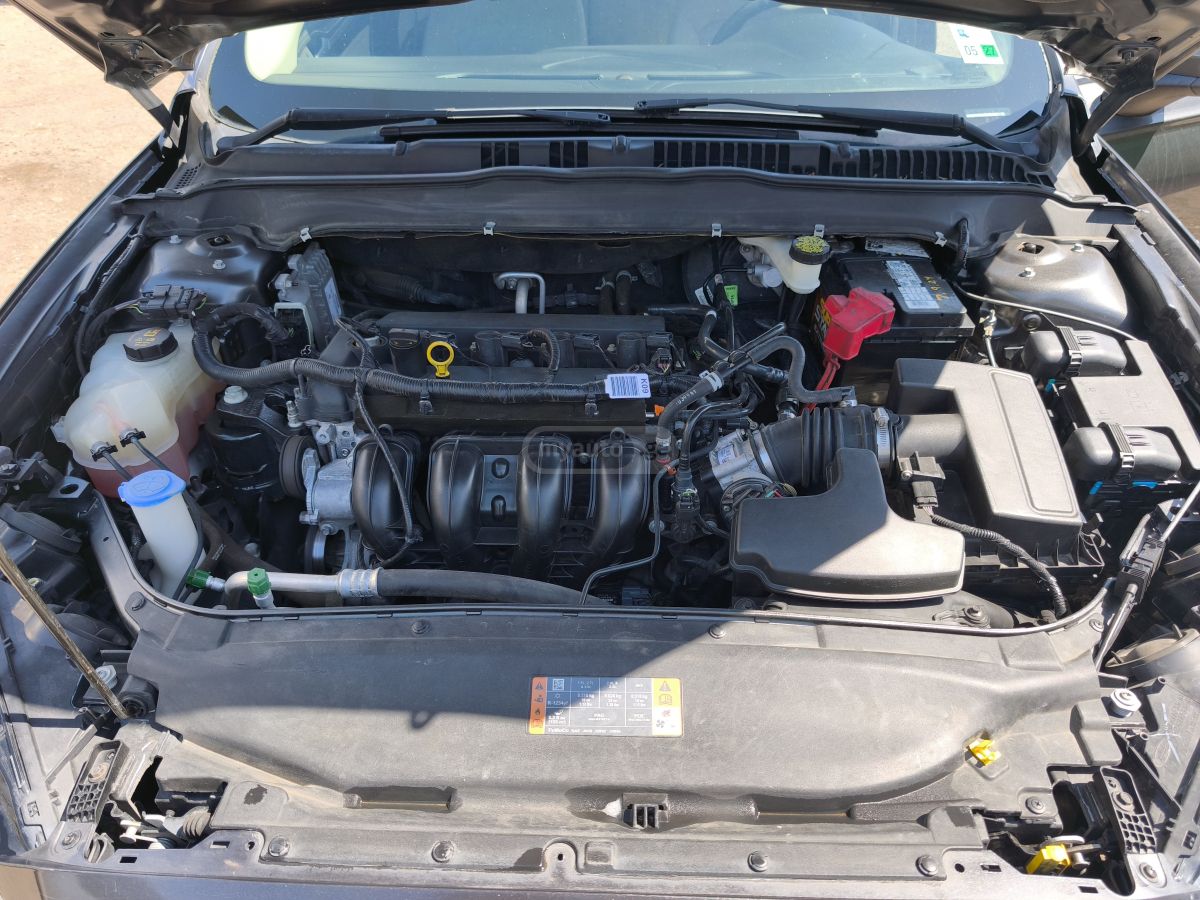 Ford Fusion - фото 3