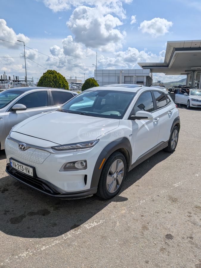 Hyundai kona - фото 1
