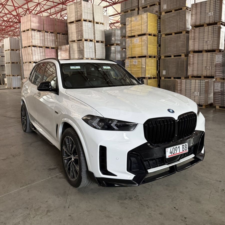BMW X5 - фото 1
