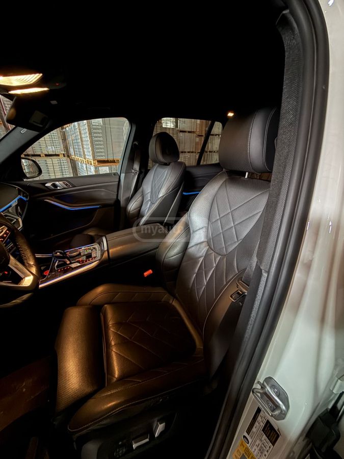 BMW X5 - фото 11