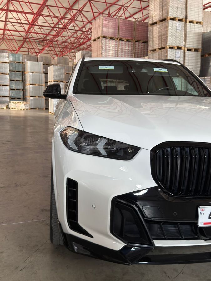 BMW X5 - фото 2