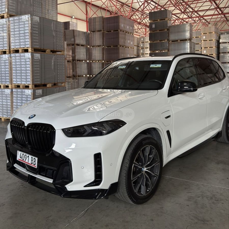 BMW X5 - фото 5