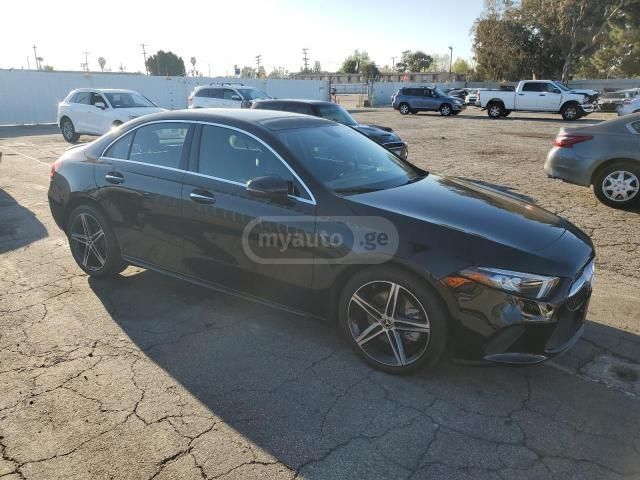 Mercedes-Benz A 220 2022 — миниатюра 1