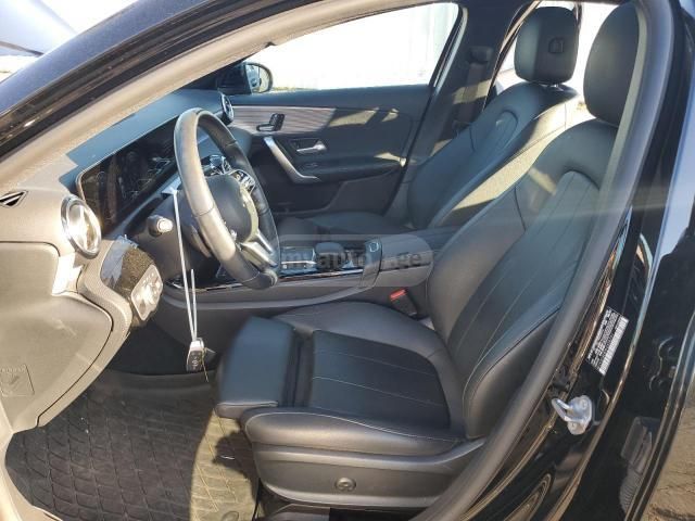 Mercedes-Benz A 220 2022 — миниатюра 5