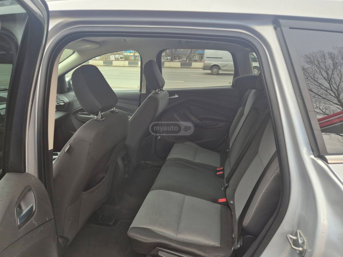 Ford Escape - фото 8