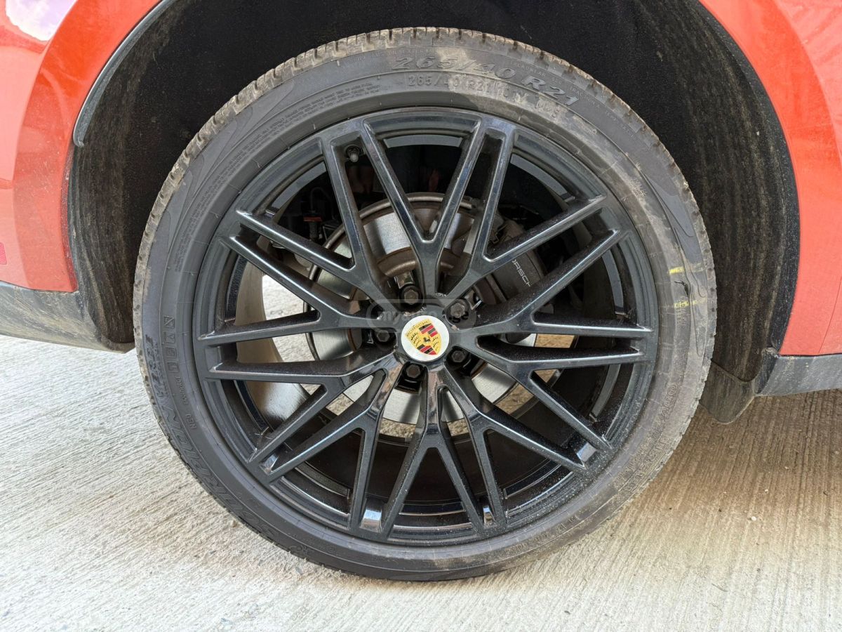 Porsche Macan 2025 — миниатюра 5