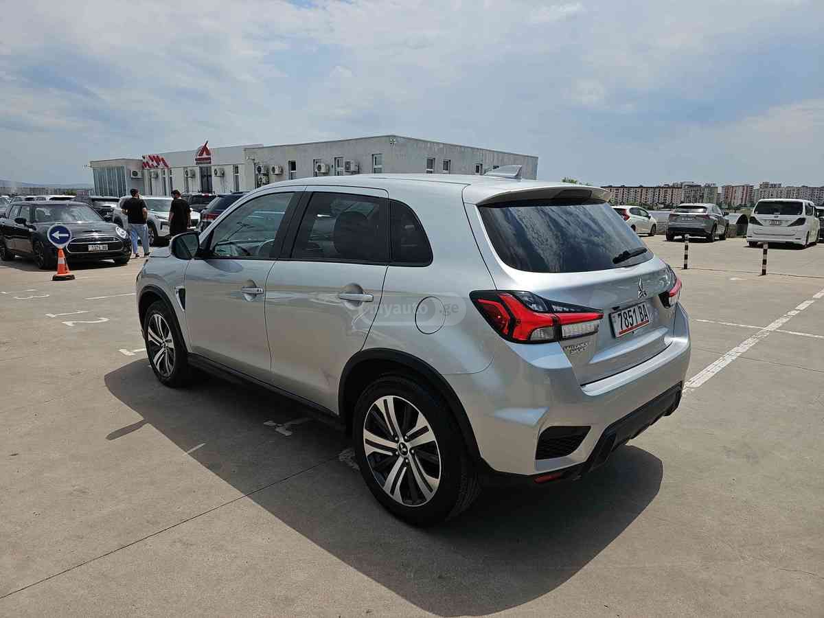 Mitsubishi Mitsubishi Outlander — миниатюра 6