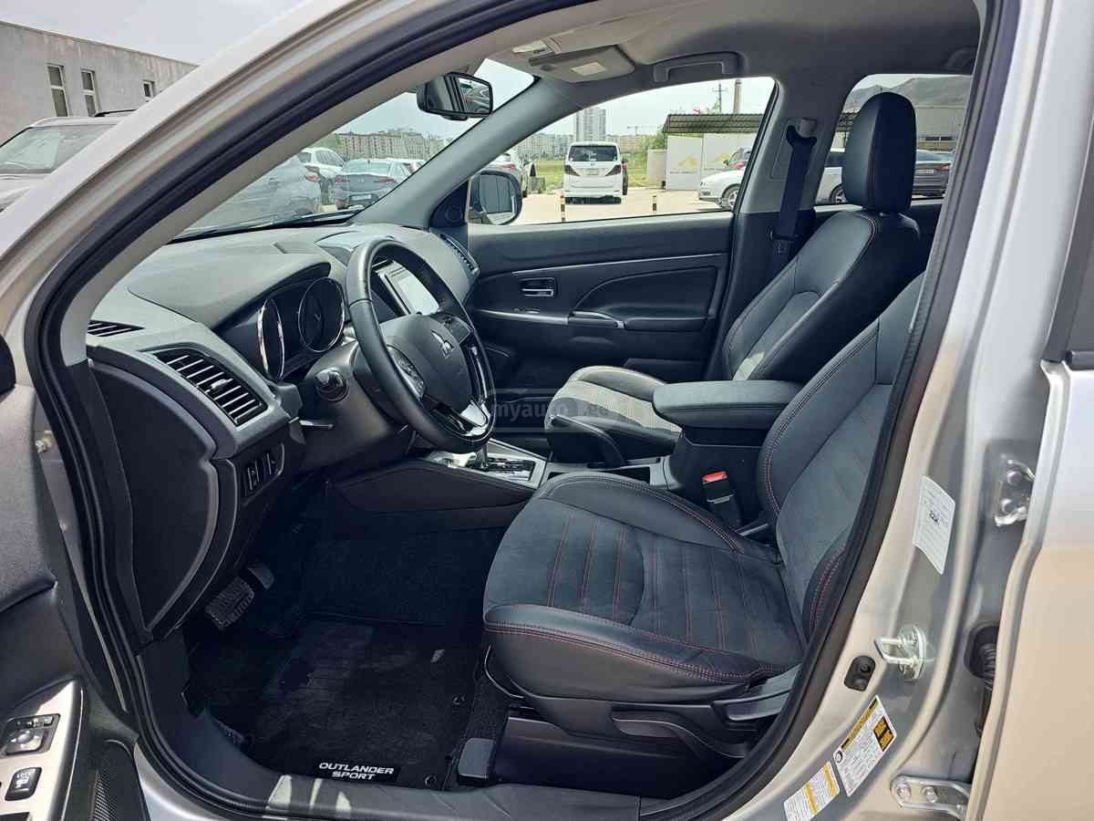 Mitsubishi Mitsubishi Outlander — миниатюра 9