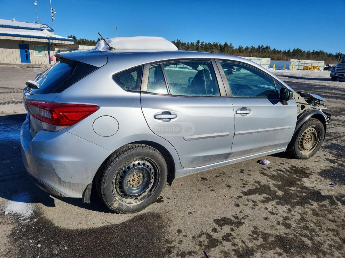 Subaru Impreza - фото 4