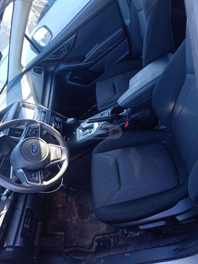 Subaru Impreza - фото 7