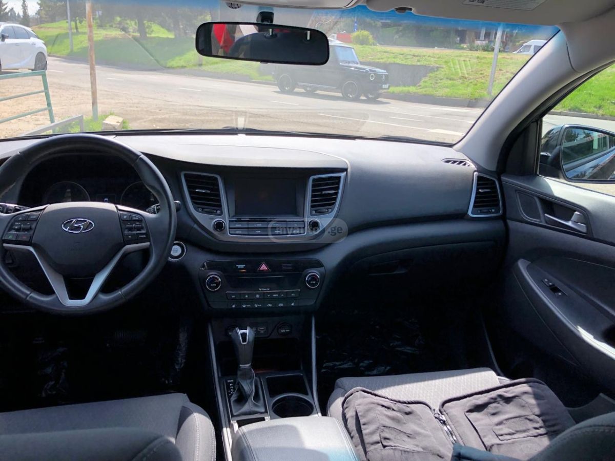 Hyundai Tucson - фото 8