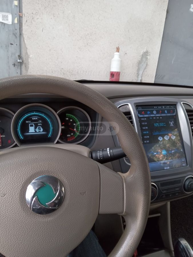 Nissan Leaf - фото 6