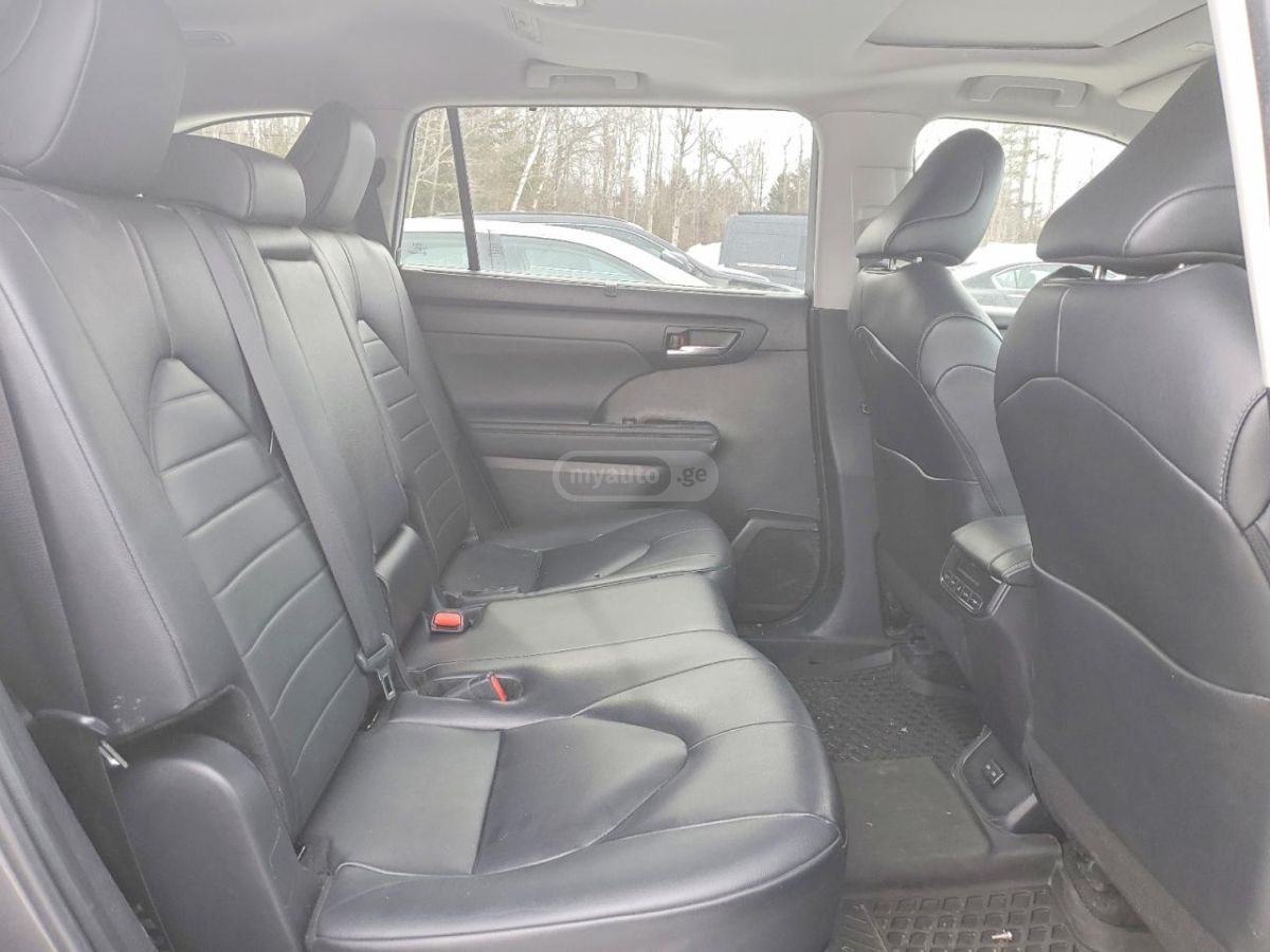 Toyota Highlander - фото 11