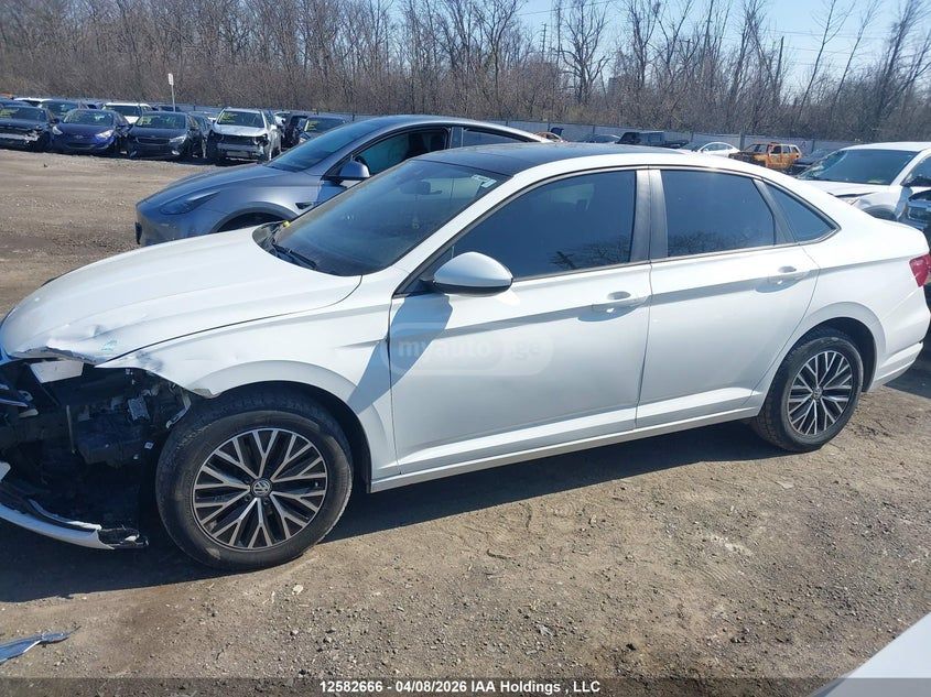 Volkswagen Jetta - фото 13