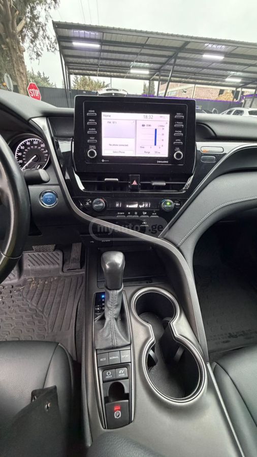 Toyota Camry - фото 6