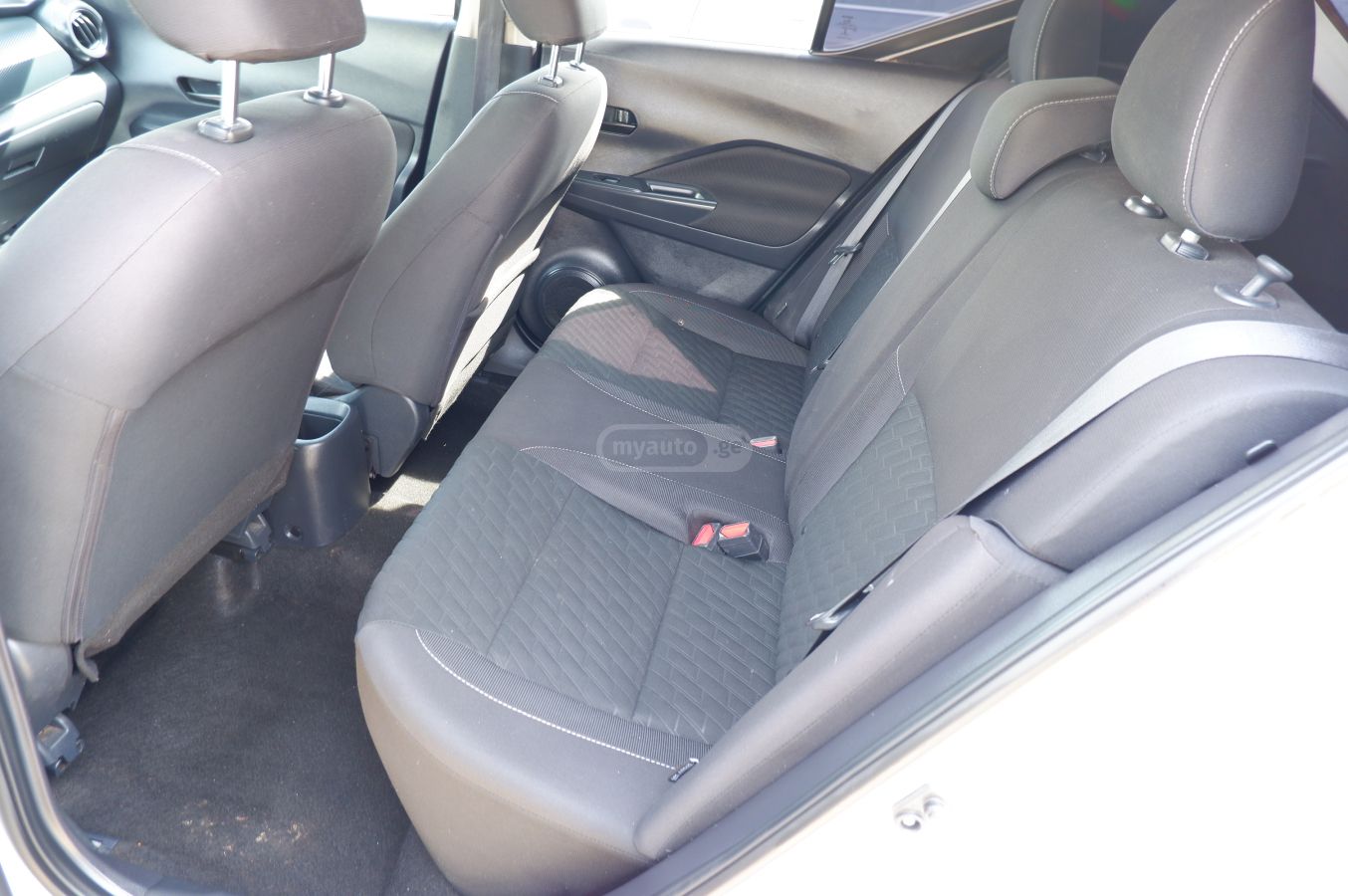 Nissan Kicks - фото 8