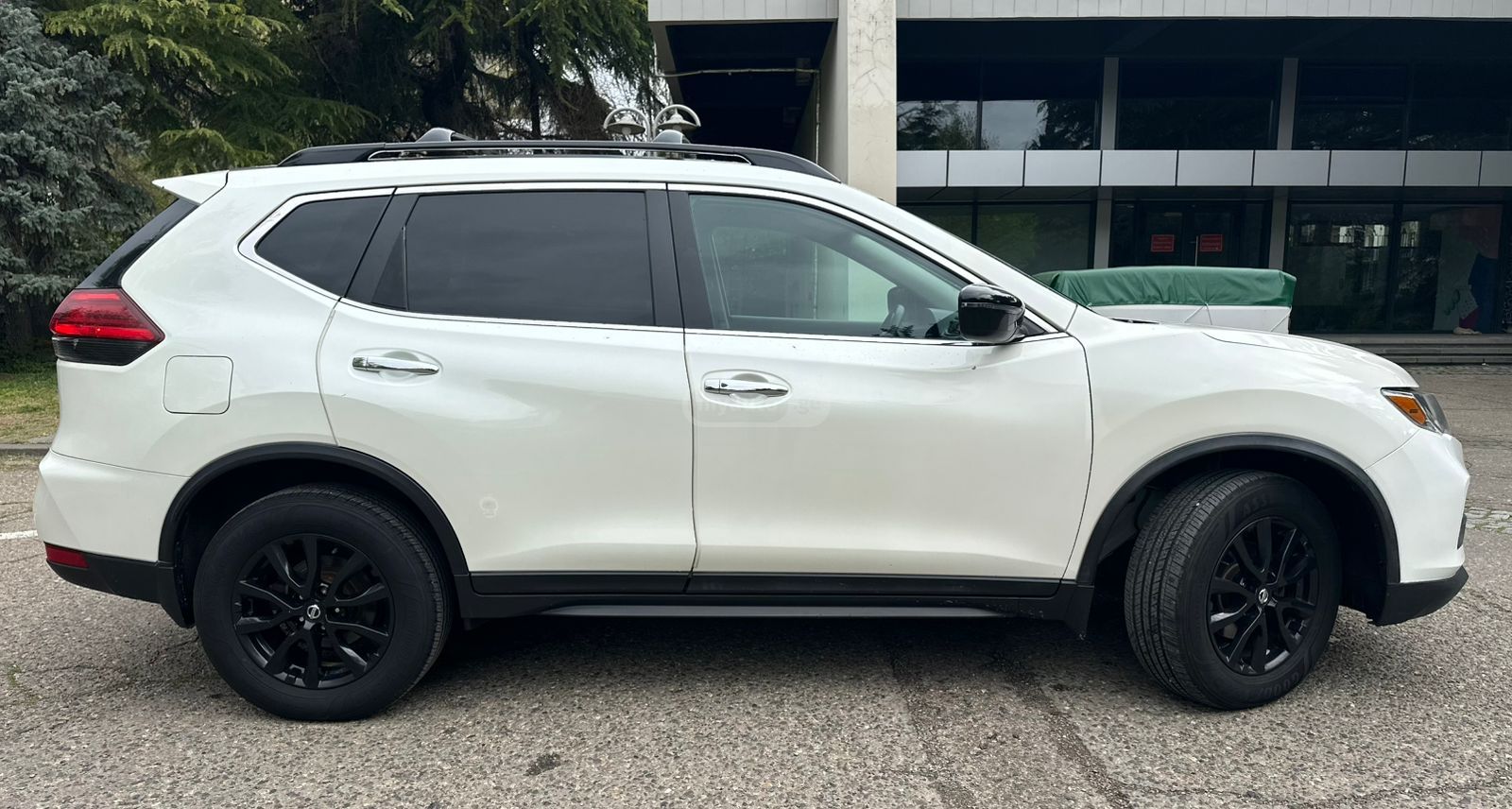 Nissan Rogue - фото 8