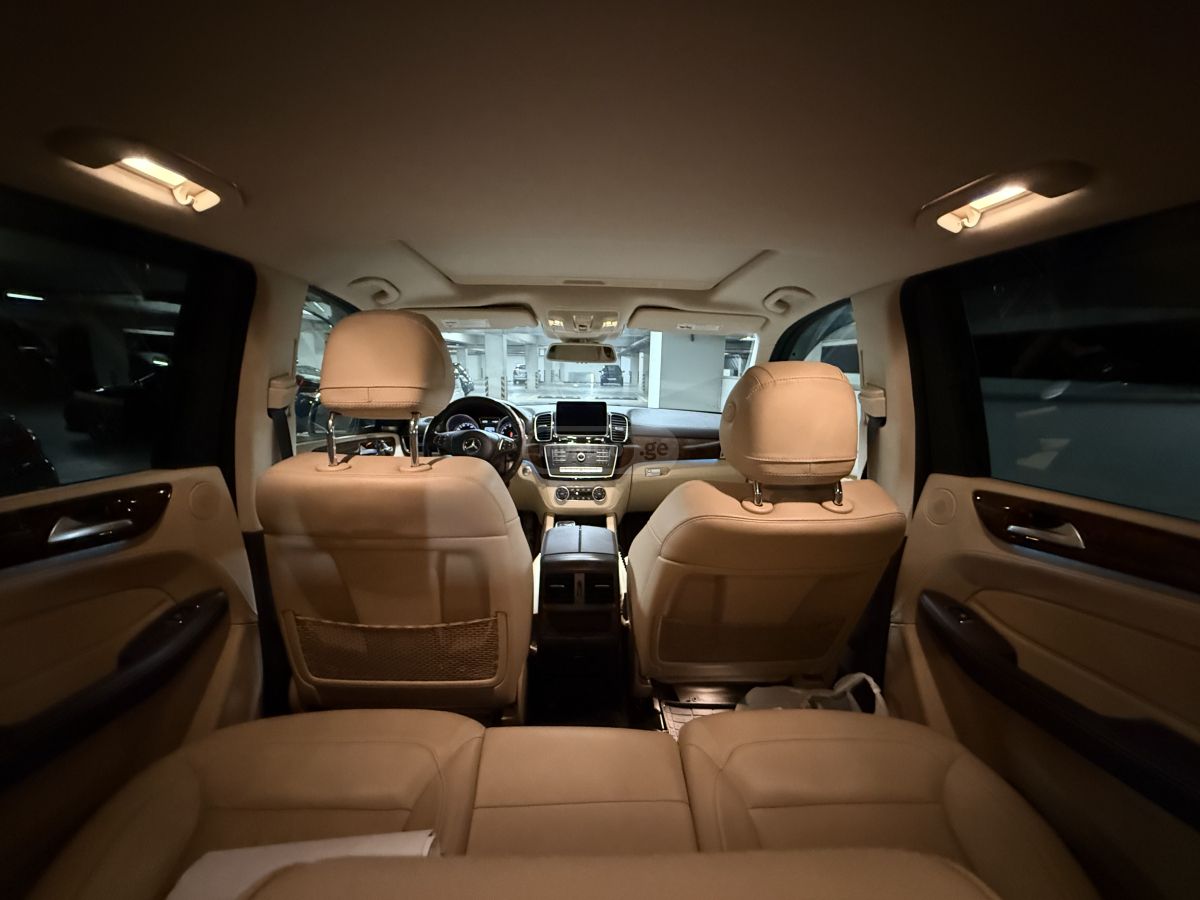 Mercedes-Benz GLE 550E - фото 7