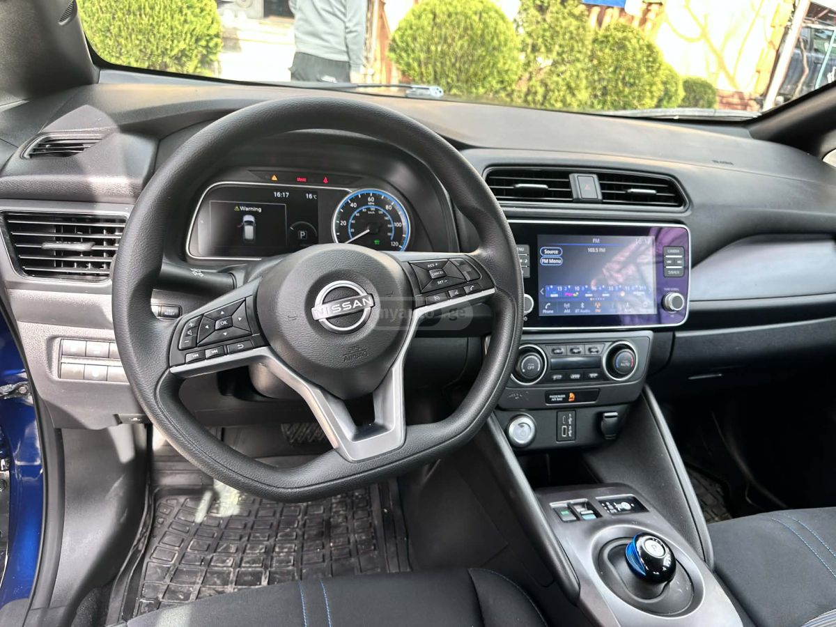Nissan Leaf - фото 10