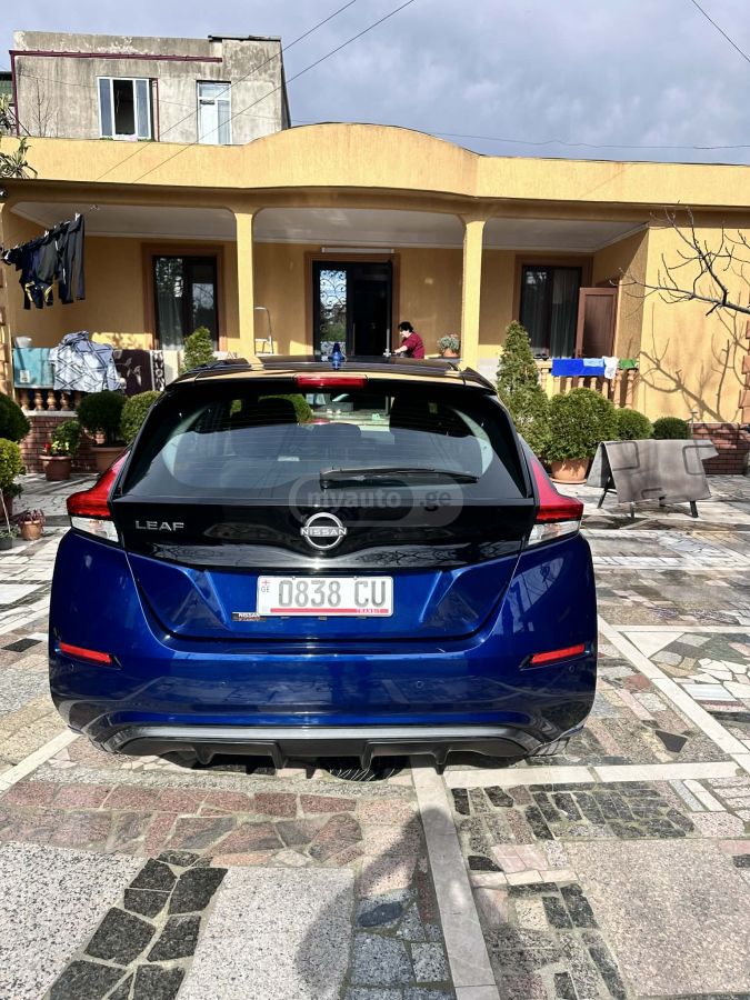 Nissan Leaf - фото 2