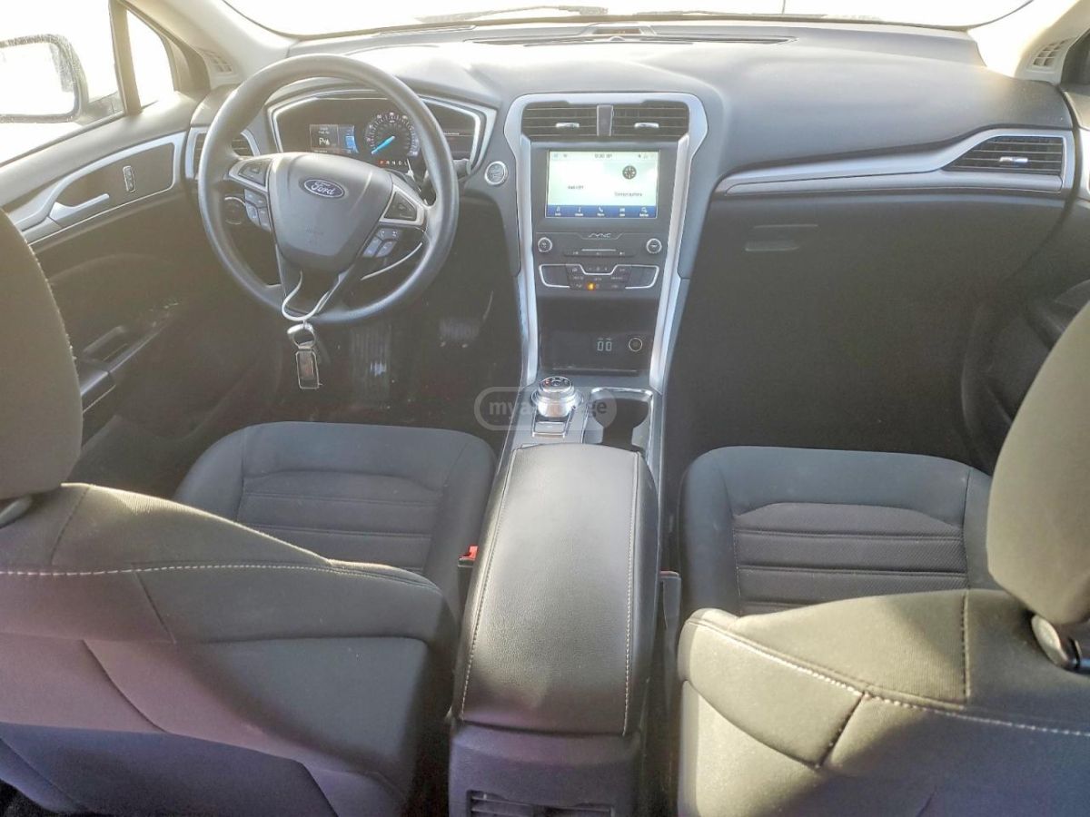 Ford Fusion - фото 7