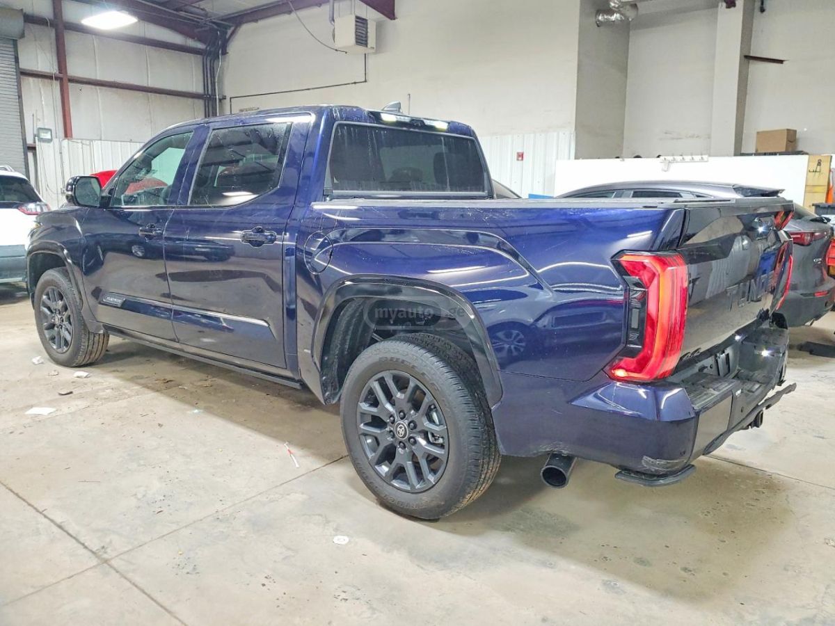 Toyota Tundra - фото 3