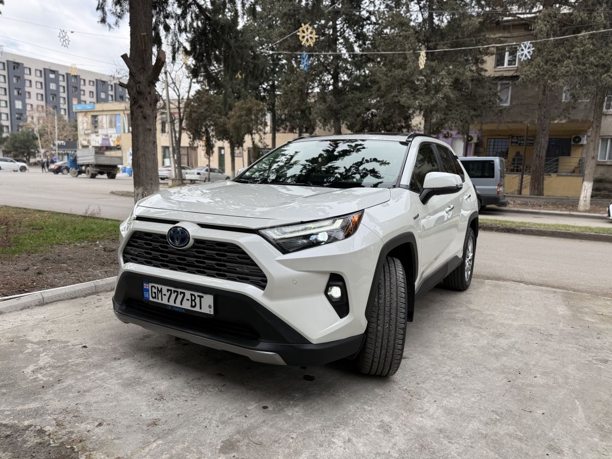 Toyota Rav 4 - фото 2
