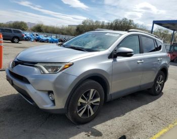 ToyotaRAV 4