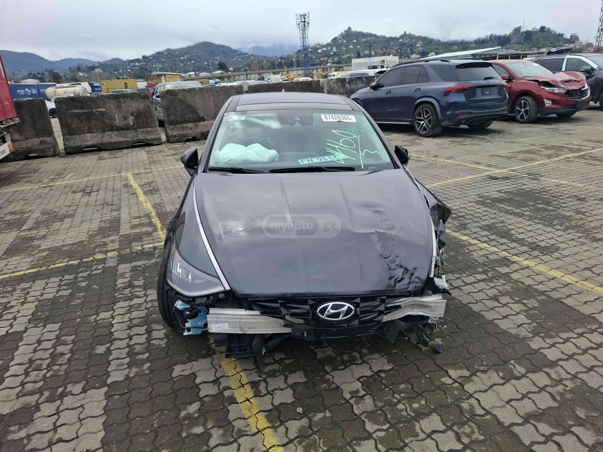 Hyundai Sonata - фото 1