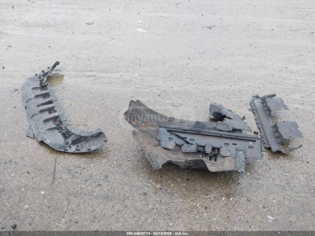 Audi Q8 - фото 10