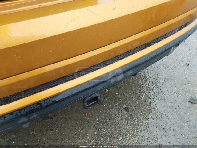 Audi Q8 - фото 15