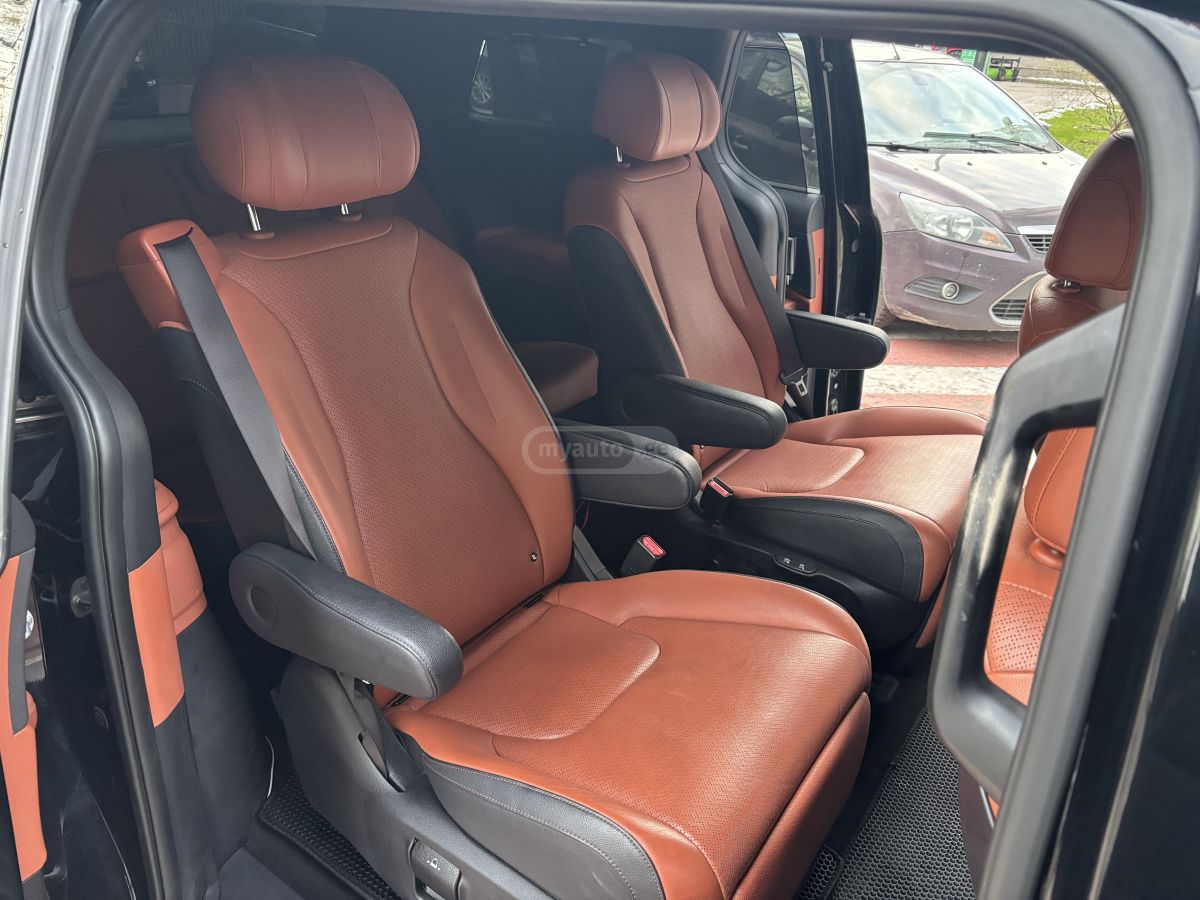 Kia Carnival - фото 8