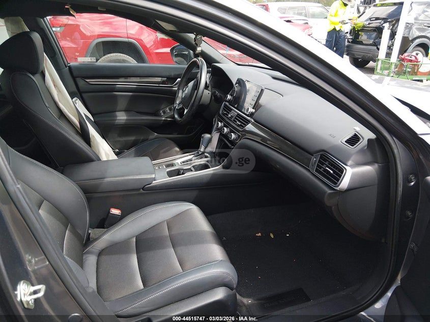 Honda Accord - фото 5