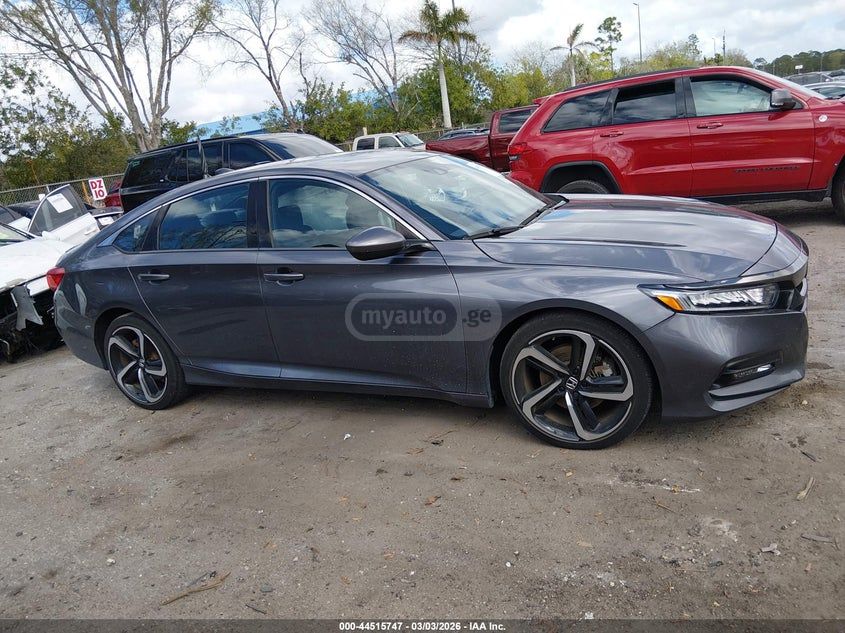 Honda Accord - фото 9