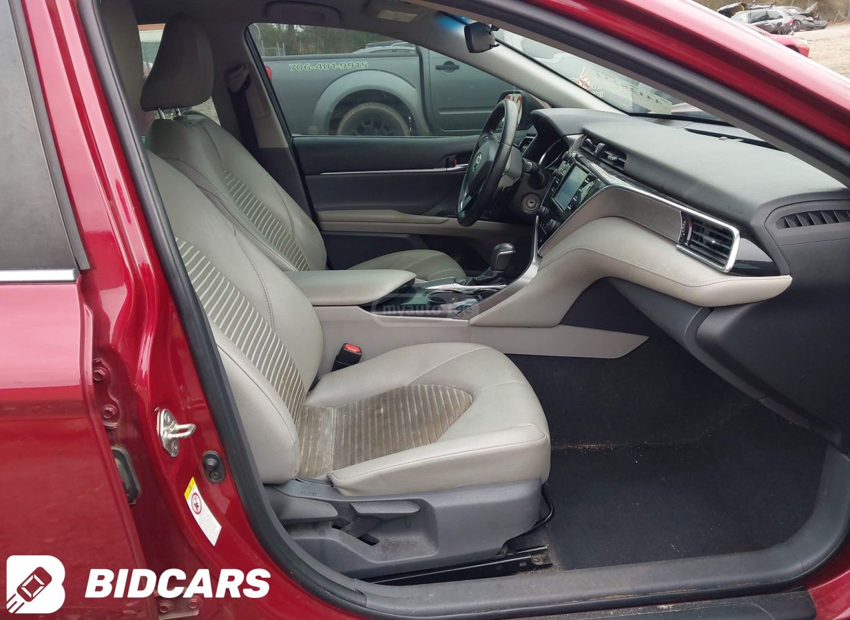 Toyota Camry - фото 7