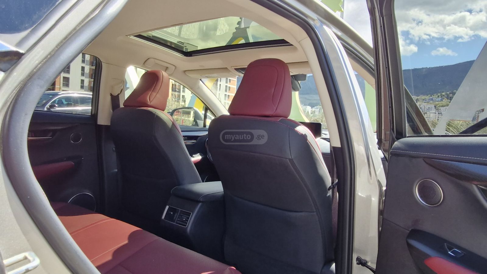 Lexus NX 300 - фото 11