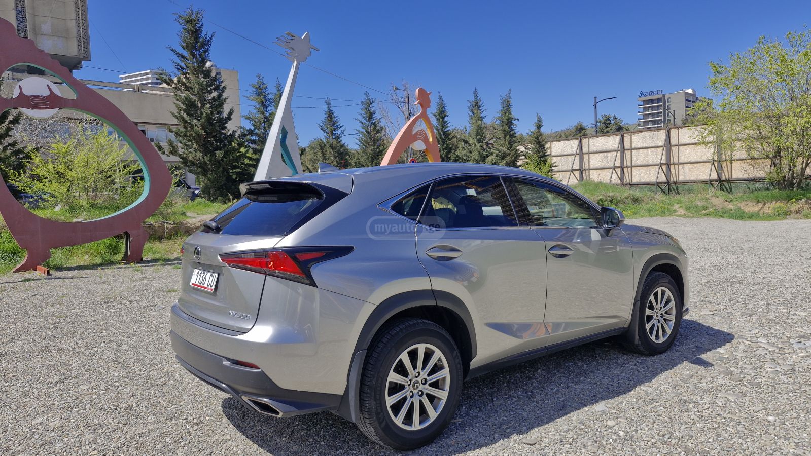 Lexus NX 300 - фото 3