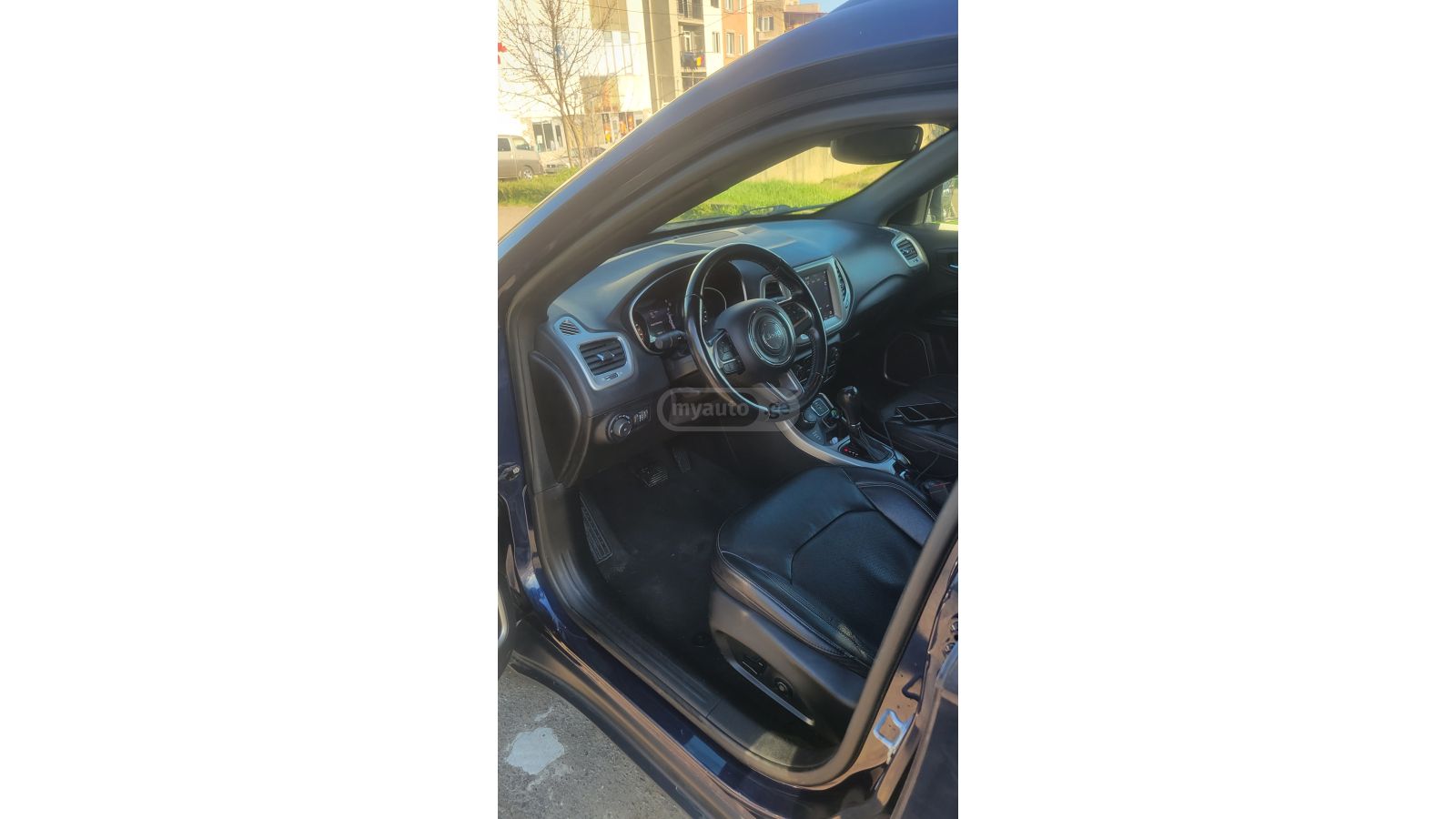 Jeep Compass - фото 7