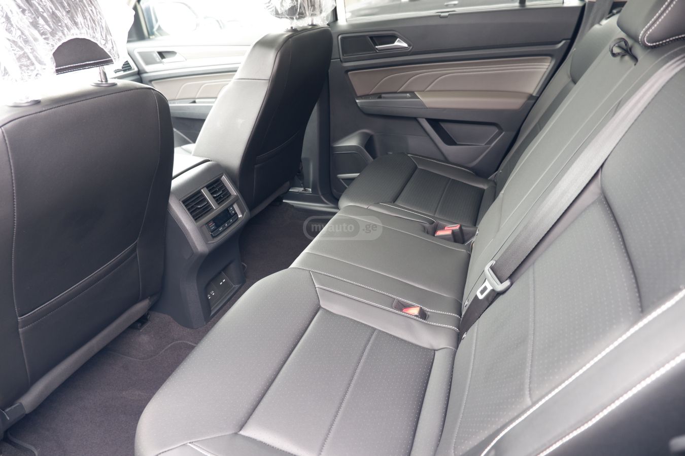 Volkswagen Atlas 2023 — миниатюра 11