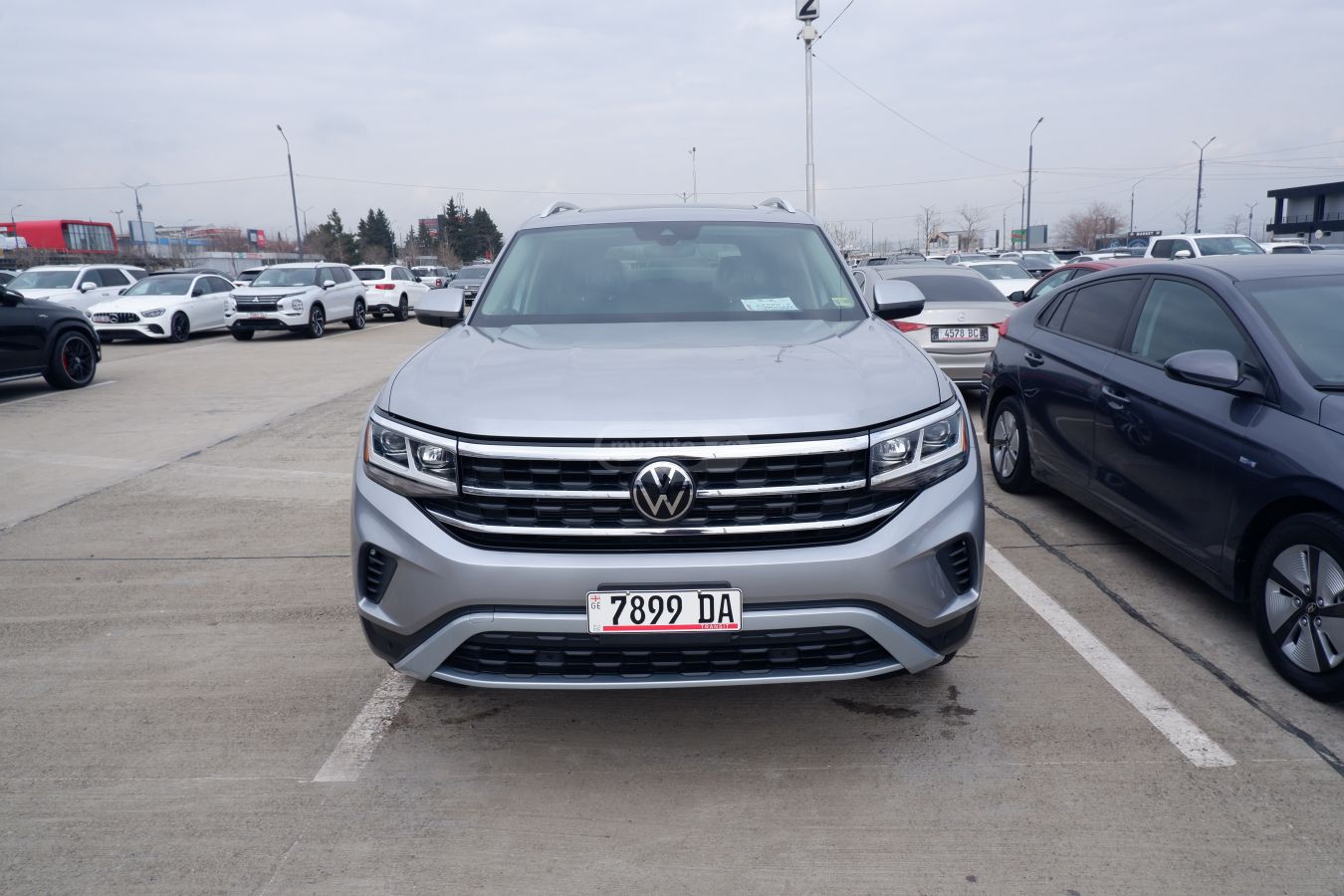 Volkswagen Atlas 2023 — миниатюра 2