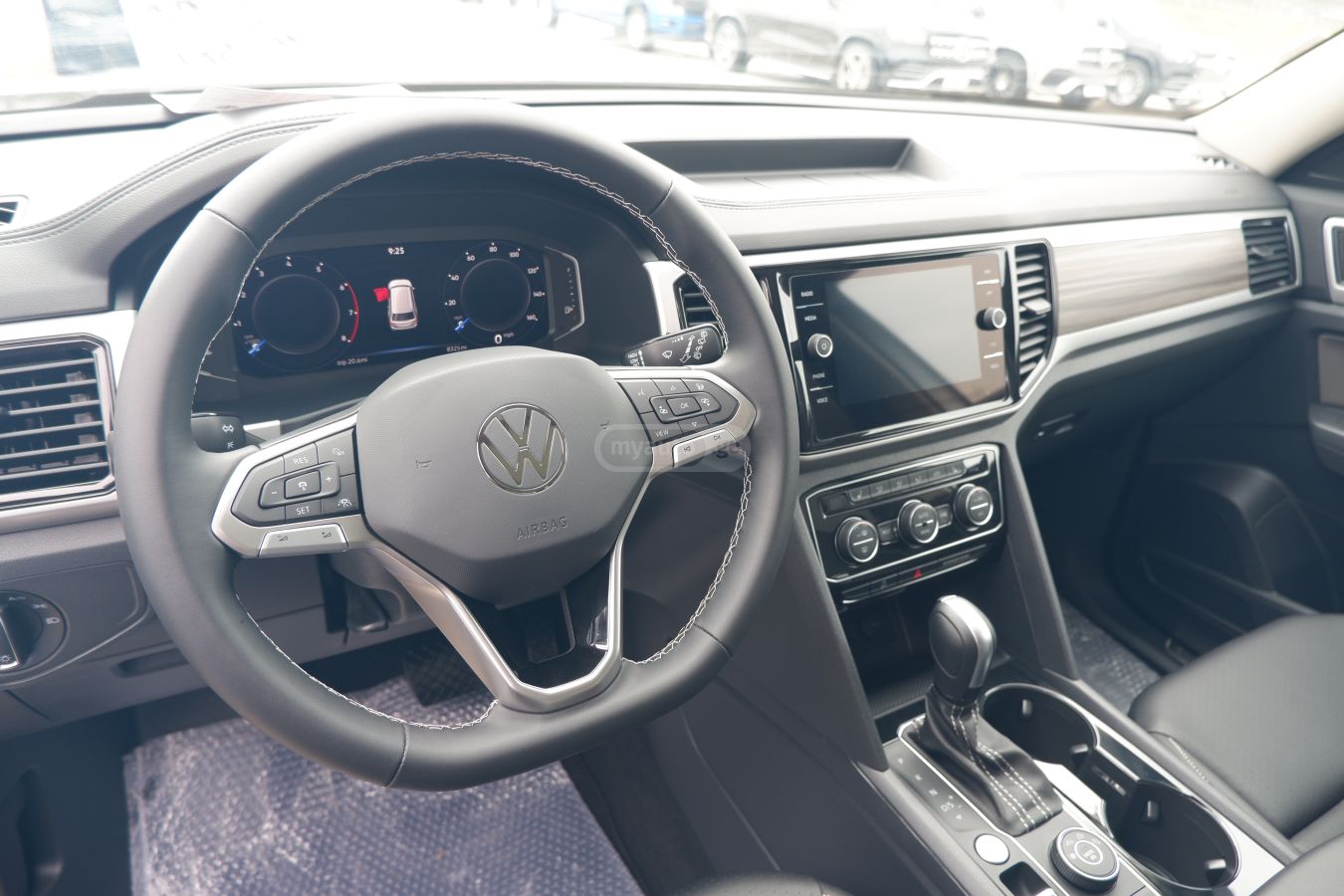 Volkswagen Atlas 2023 — миниатюра 8