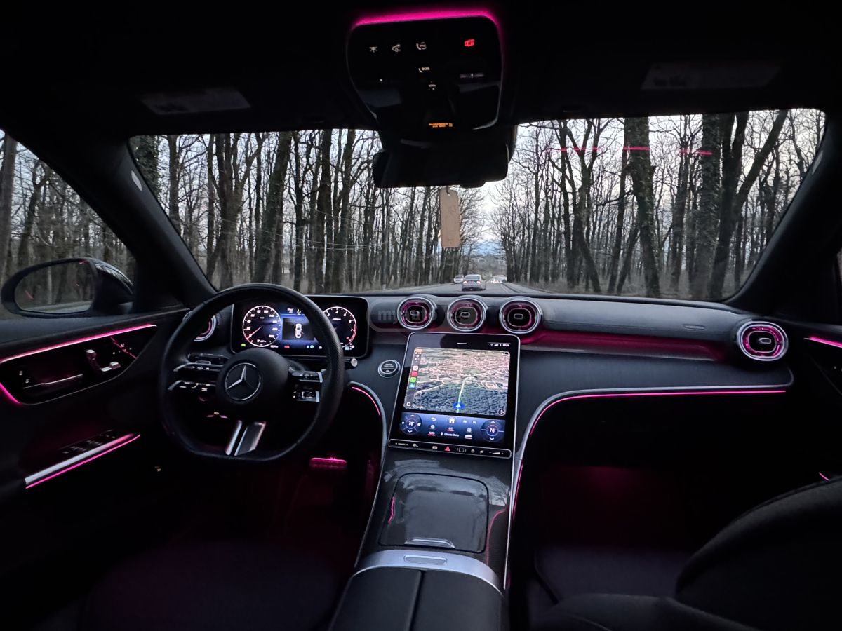 Mercedes-Benz C 300 - фото 9