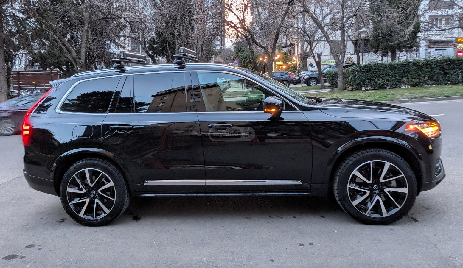Volvo XC 90 - фото 8