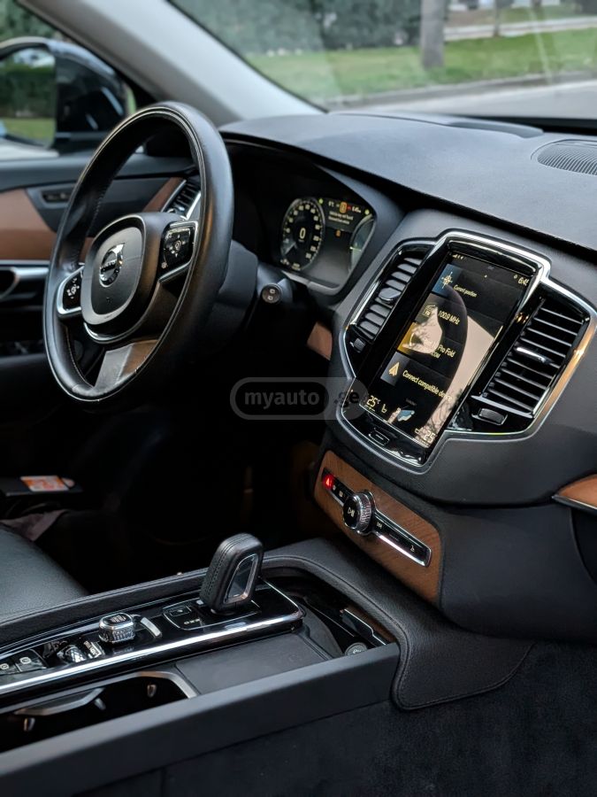 Volvo XC 90 - фото 9